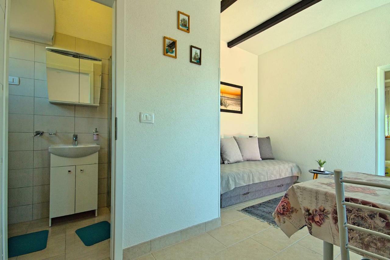 App Klabot *** Apartment Umag Exterior photo