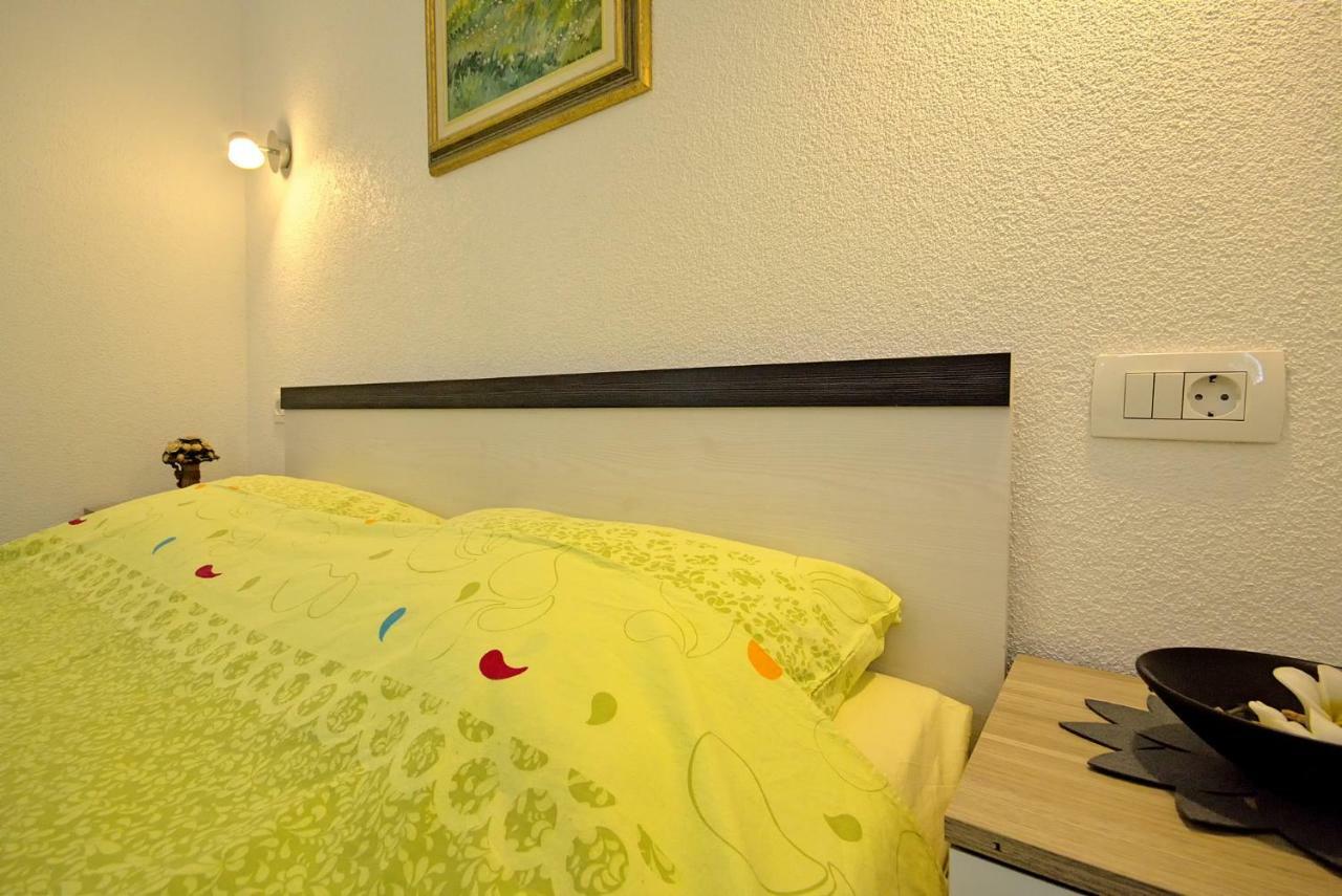 App Klabot *** Apartment Umag Exterior photo